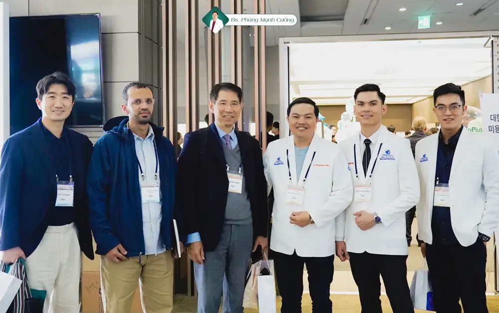 Bác sĩ Phùng Mạnh Cường tham dự hội nghị tại Hàn Quốc cập nhật công nghệ, kỹ thuật mới