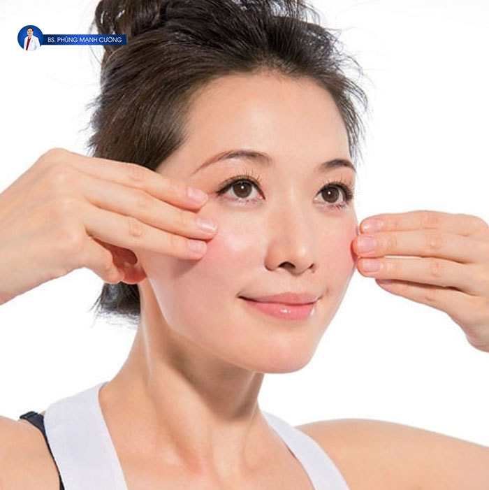 Hạ gò má không phẫu thuật - bằng cách massage khuôn mặt