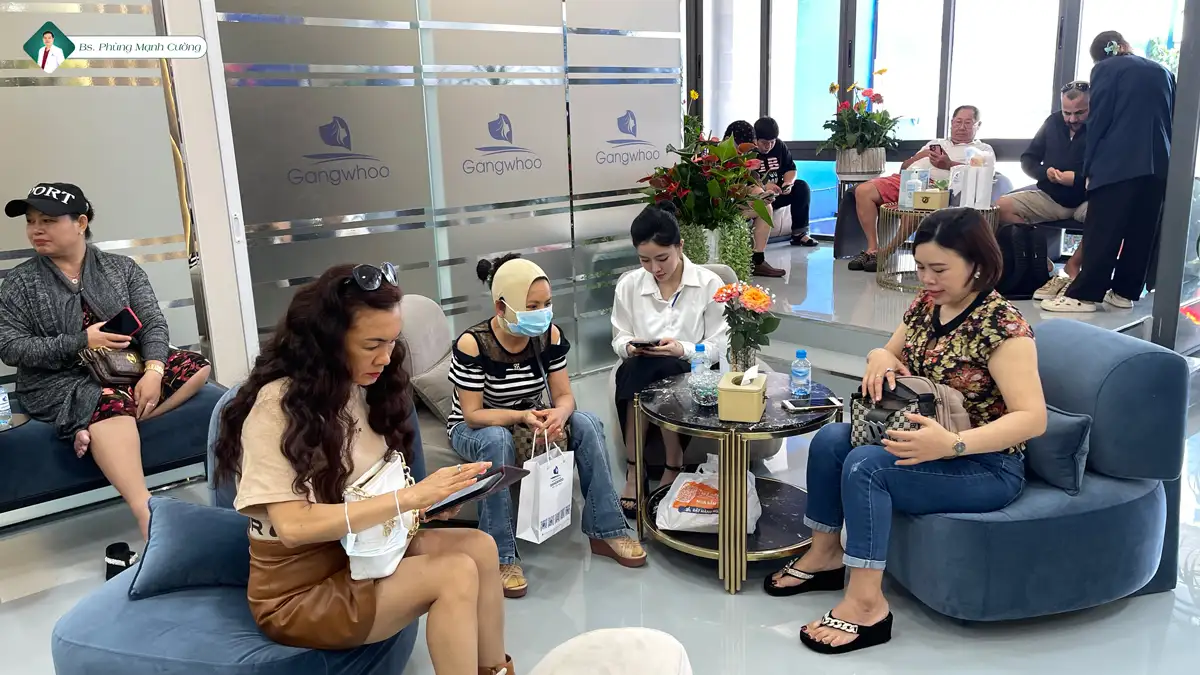 Căng Chỉ Collagen Có Tác Dụng Phụ Không? Có An Toàn Không? 15 Hình ảnh khách hàng tại Bác sĩ Phùng Mạnh Cường