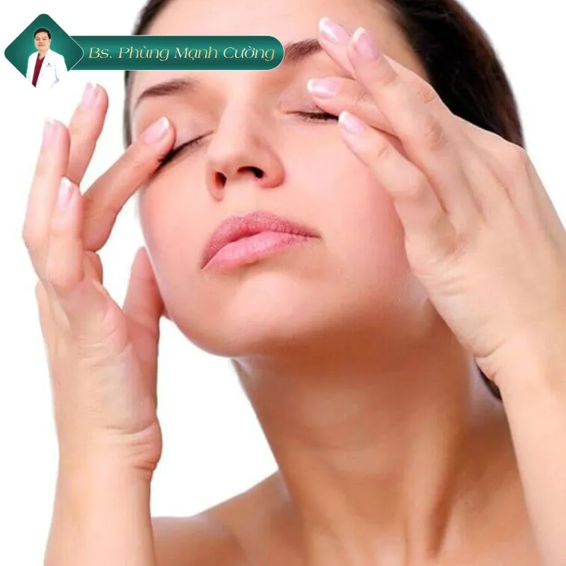 Cắt mí bị sẹo lồi phải làm sao? Hướng dẫn chi tiết từ bác sĩ 8 Chăm sóc hậu phẫu đúng cách để hạn chế sẹo lồi