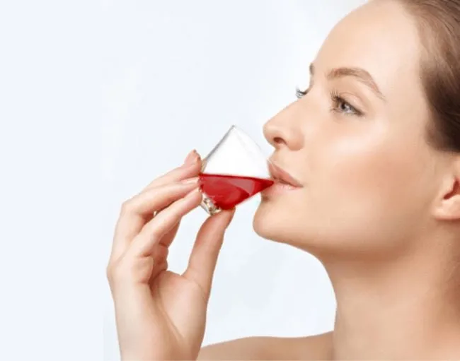 Bạn nên bổ sung collagen sau khi cắt mí khoảng 3 tuần
